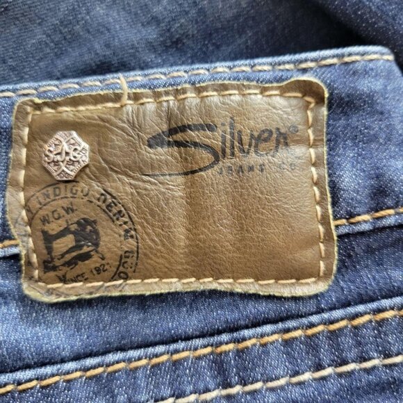 Silver Jeans Sz 29 Aiko Mid Capri Medium Wash Straight Leg Blue Denim Jeans - Picture 9 of 11